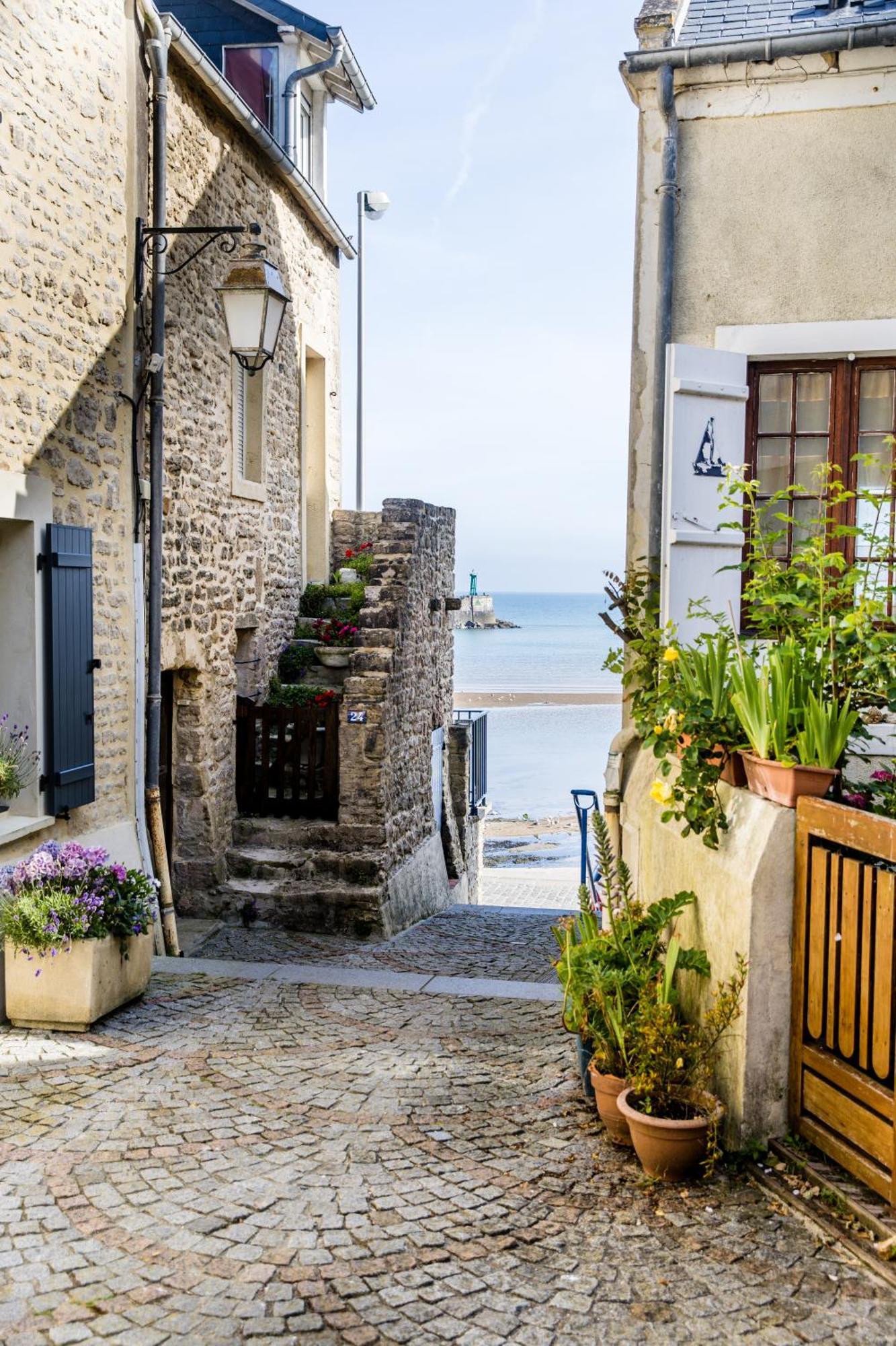 Mer Nature, Appartement Spacieux By Les Filles Du Bord De Mer, Petite Terrasse Vue Mer Port-en-Bessin-Huppain Zewnętrze zdjęcie